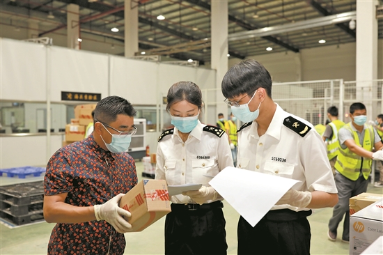 家具跨境电商平台_跨境电商平台哪个最好最可靠_速卖通在电商平台属于出口跨境平台