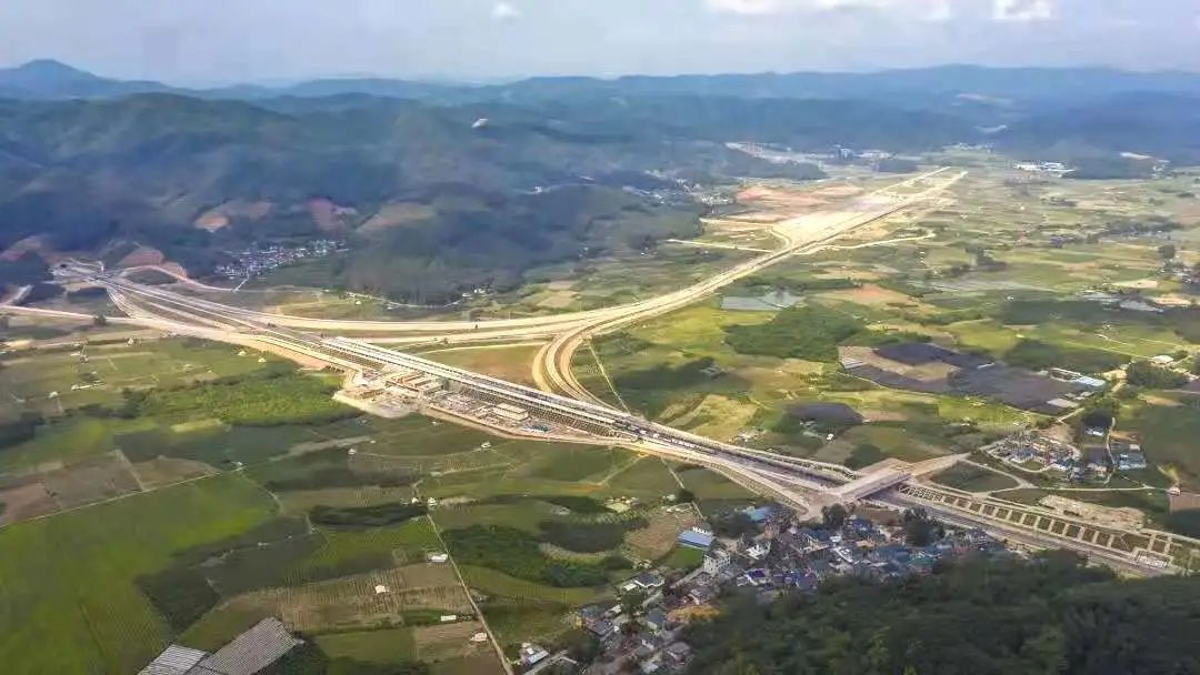 郑渝铁路 宜巴铁路_成都铁路学校 四川铁路职业学校_铁路