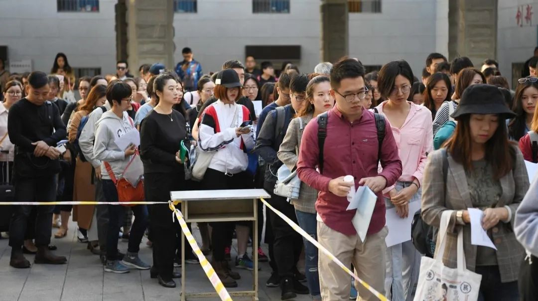 股权激励9d模型之上市公司股权激励_股权激励_期权激励与股权激励