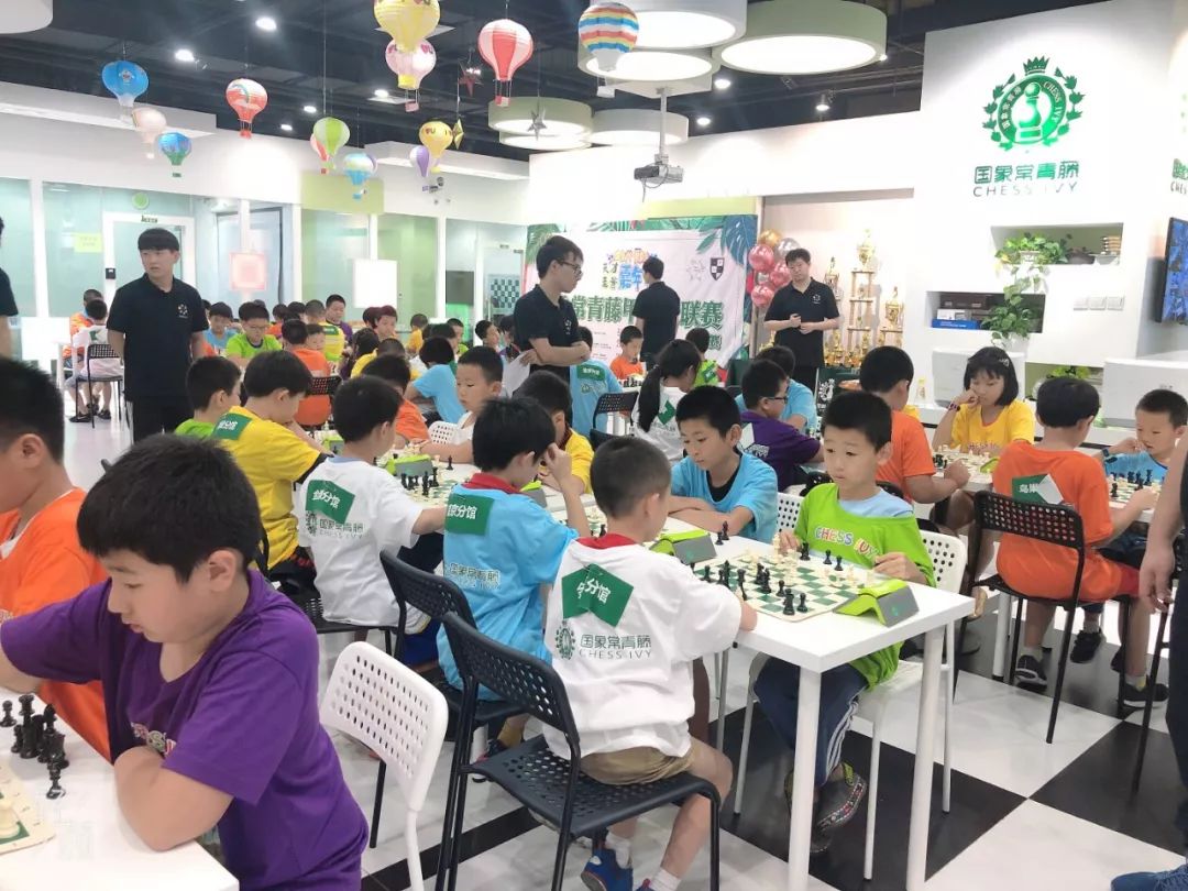 怎么才把象棋下得好_与电脑下象棋_动画象棋之战斗下