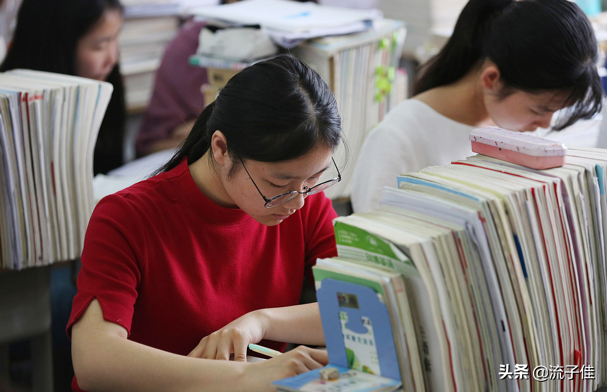 兰州市温商长江大酒店_长江商学院学费_东华理工大学长江学院学费