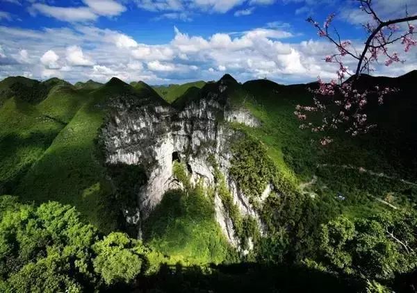 广西旅游必去十大景点排名_广西南宁旅游攻略必去景点_广西河池景点排名